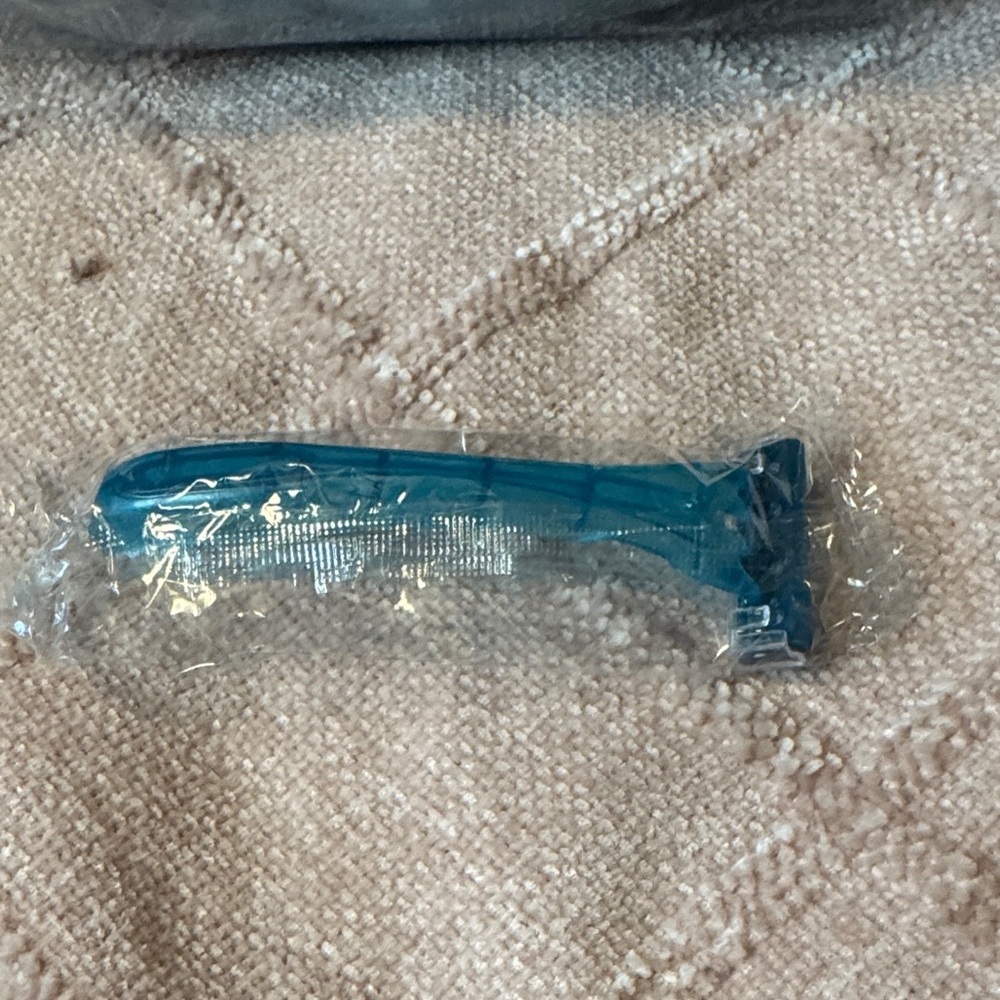 Lot of Blue Disposable Razors